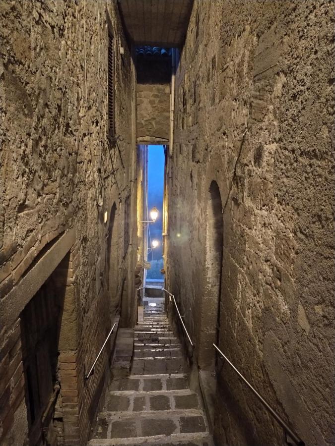 Mozzafiato Pitigliano Apartamento Exterior foto