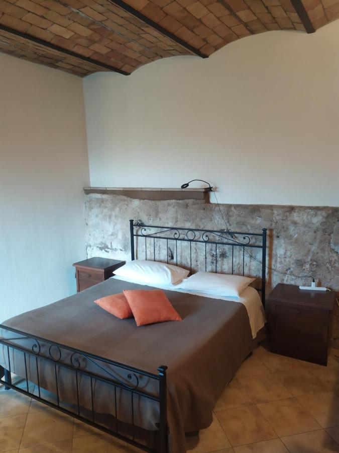 Mozzafiato Pitigliano Apartamento Exterior foto